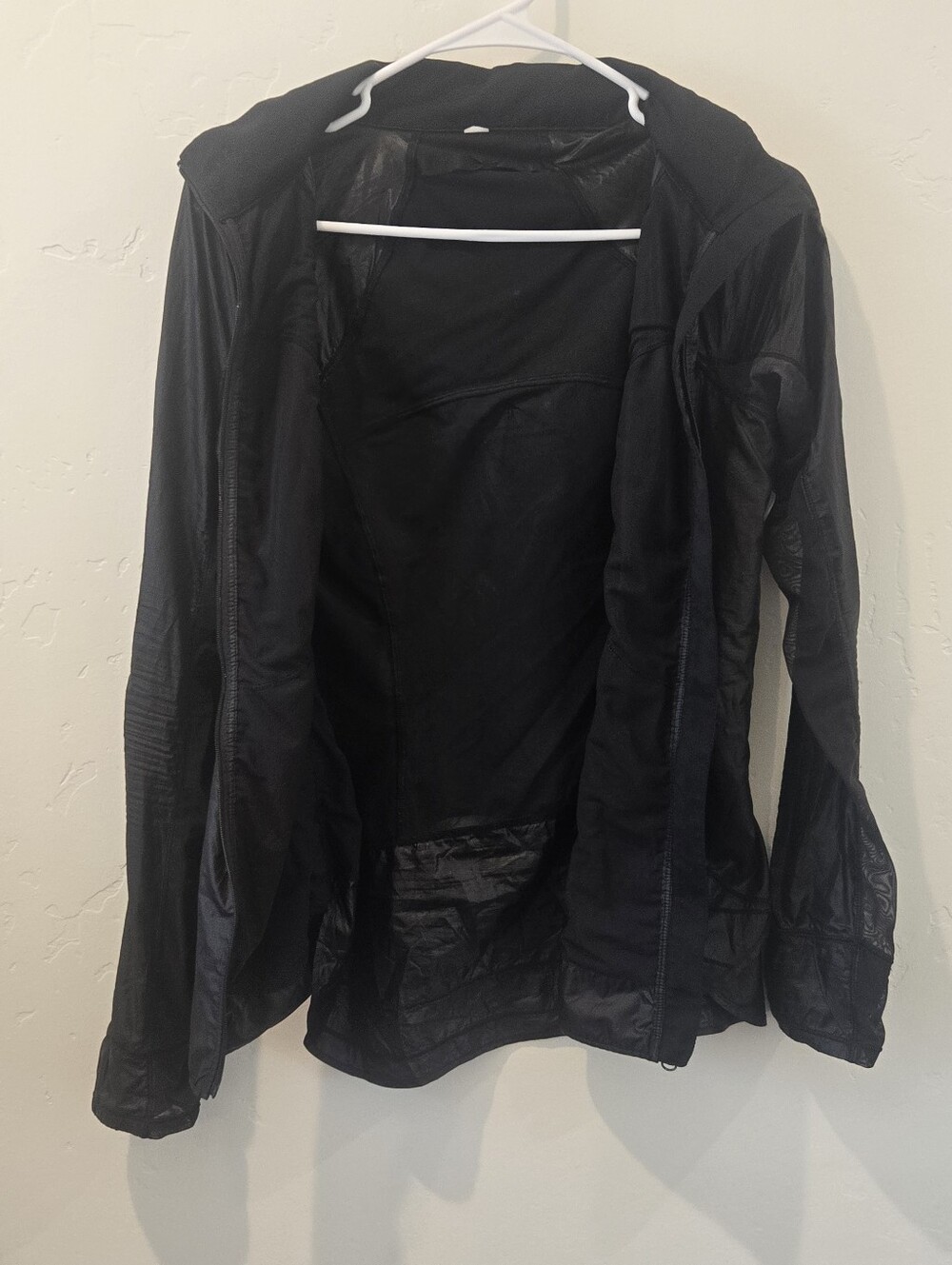 Lululemon Jacket - Picture 11 of 11